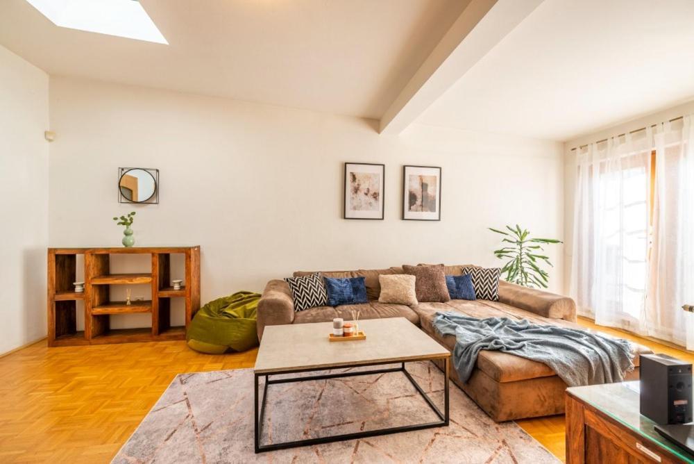 Apartmán Templova - Old Town Large With Terrace
